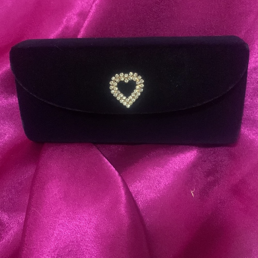 Beautiful large blue velvet sunglasses case.Snaps closed. Like new.Jewel…
